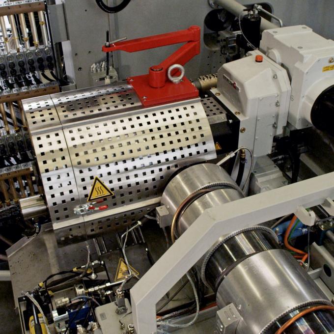 Máquina da modelação por injeção