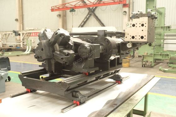 Automation Clamping Force Injection Molding 700 Ton Injection Molding Machine